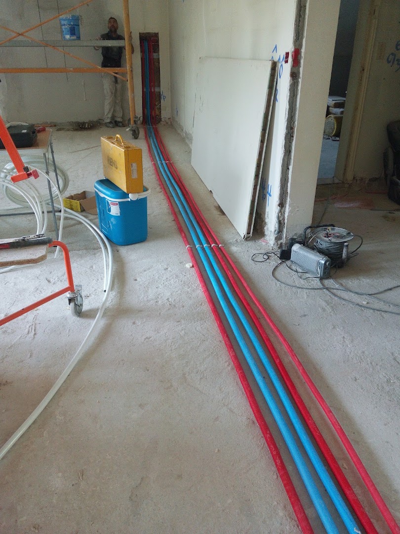 VENTA , REPARACION Y MANTENIMIENTO DE CALDERAS ,CALEFACCION Y GAS ( REYMAN-SAT ) · Fotos 14